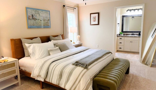 Your Getaway Spot, Cozy , Charming perfect to Relax and Unwind