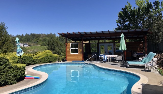 Your Haven on the Hill. Western Sebastopol Gem. Pool. Hot tub. View.