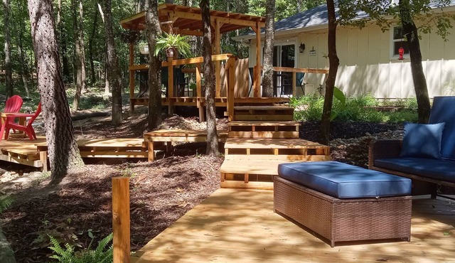 Your Hidden Garden Bed and Breakfast