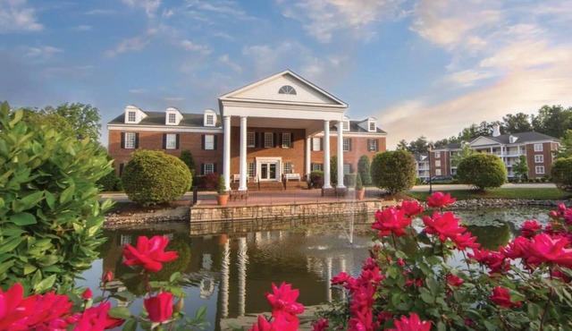 Your Historic Escape Awaits at Holiday Inn Club Vacations Williamsburg- 2 Bd.