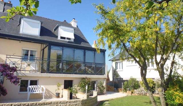 Your holiday house between the Channel islands and the Mont Saint Michel