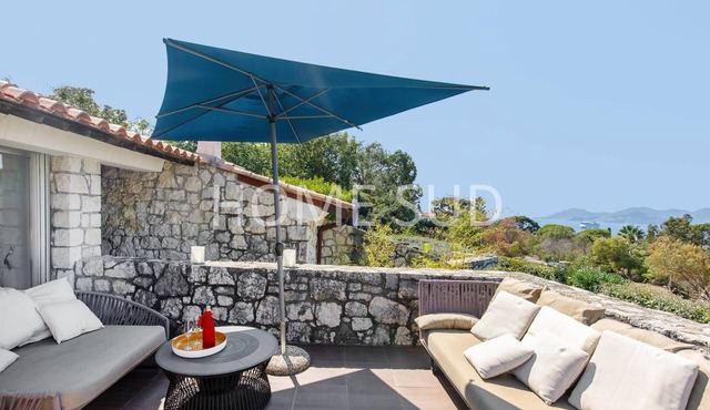 Your holiday home in a green setting in Cannes