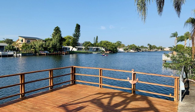 Your Holiday Retreat on the Waterfront- BBQ Games & Sun