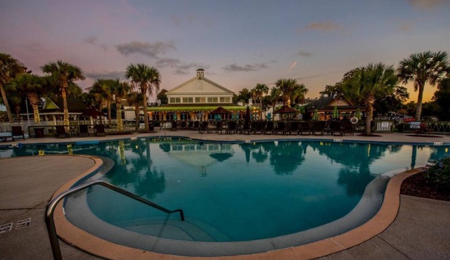 Your Home Away From Home! 3 Spacious Units! Near Golf Course! Free Parking, Pool