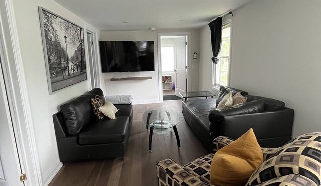 Your home away from home close to all that Crystal Beach has to offer!