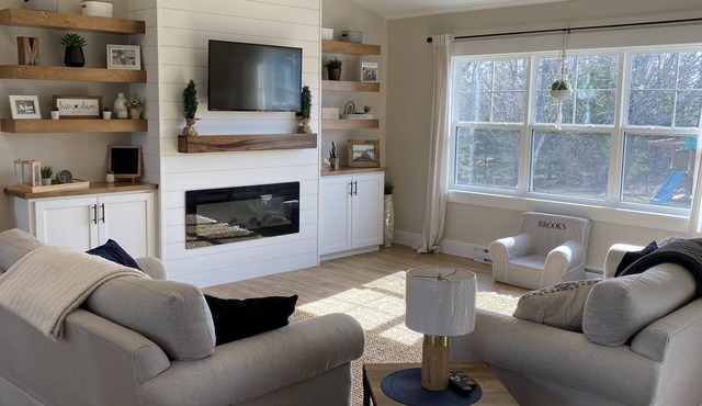 Your Home Away From Home- 4 bed, 3 bath, centrally located.