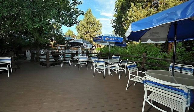 Your Home Away From Home! 2 Convenient Units, Free Parking, Pet-Friendly