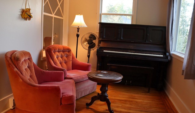 Your Home Away From Home In Minto NB! Close to Grand Lake