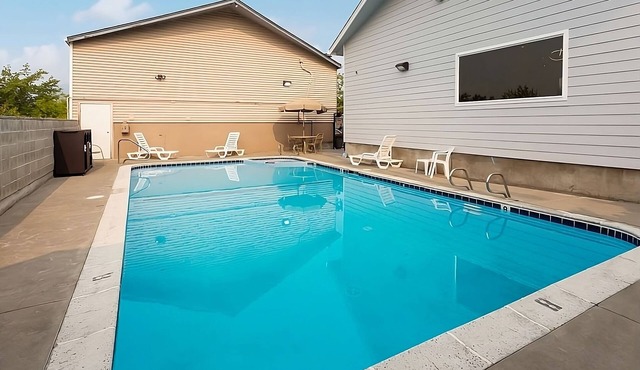 Your Home Away From Home! Family-Friendly Unit Awaits! Near GP Shopping Center