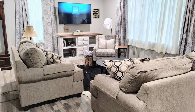 Your Home for Awhile - Dream Weaver Guesthouse