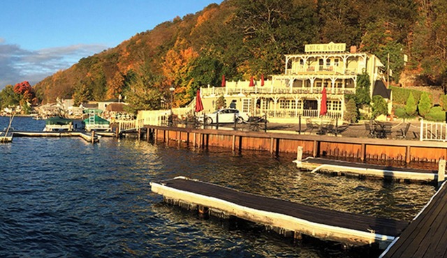 YOUR LUXURY GETAWAY! Elegant residential suite + dock + covered veranda
