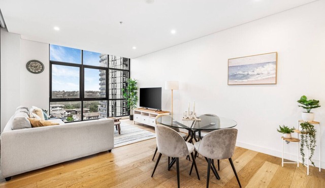 Your Luxury Weekend Getaway in Wentworth Point