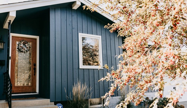Your Minneapolis Getaway: Modern Entertainment Home