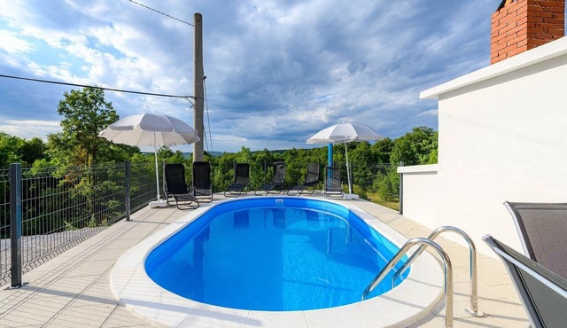 Your Nature Vacation with Private Pool - Lara