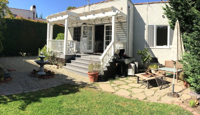 Your own 2/1 HOUSE with large GARDENS and remodeled CHEF’S KITCHEN in West LA