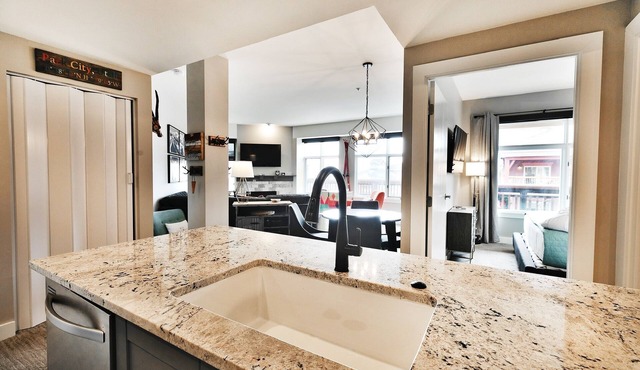 Your own balcony, full kitchen in Canyons Village by RedAwning