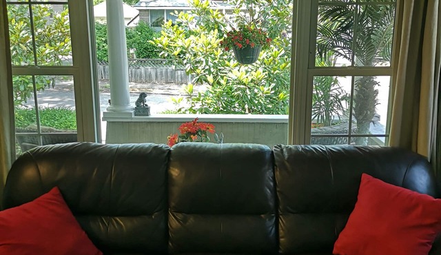 Your own private oasis in Niagara Falls, Ontario Canada