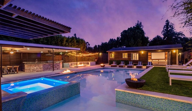 Your Own Private RESORT!🏝9BR/10BA Gated Compound✰ HUGE Pool, Gym, Yard, Parking