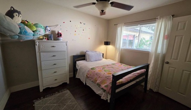 Your Peaceful Family Retreat in the Heart of Sugar Land