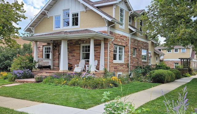 Your Perfect CU Graduation Headquarters: Walk to Folsom & Pearl St!nNew Listing!