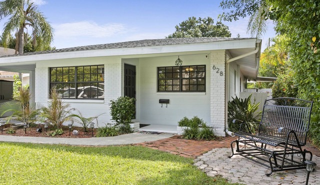 Your Perfect Island Oasis Awaits! Heated Pool!