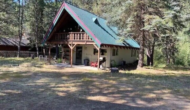 Your perfect little Alpine looking-get-a-way!