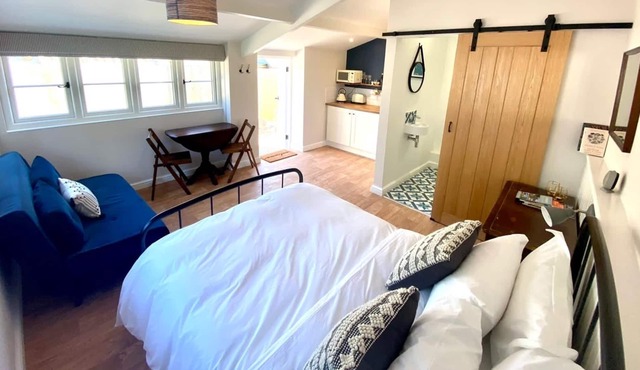 Your perfect rural retreat in Dorset - The Snug at Caphays