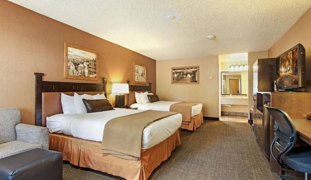 Your Perfect Bryce Canyon Retreat! Indoor Pool, Free Breakfast, Free Parking!