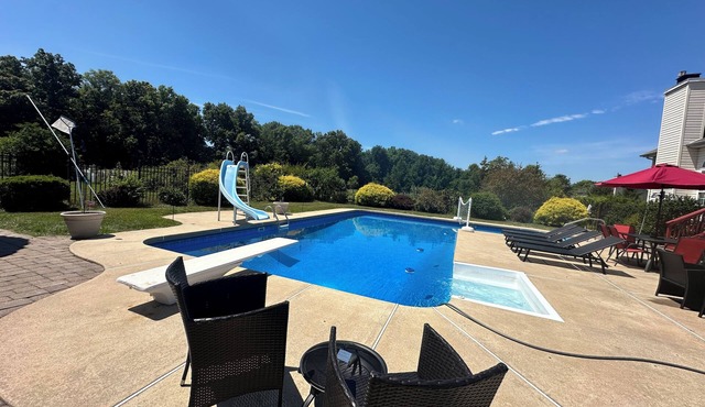 Your Premiere Event Destination on 3.5 Acres of Tranquil Bliss