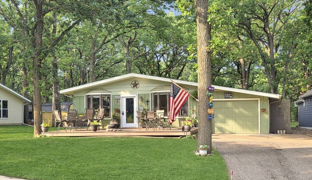 Your private home base for unforgettable Okoboji lake days. Minutes from the water.
