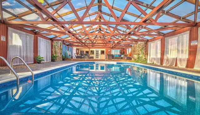Your Private Oasis with Indoor Salt Water Pool Close to Chiefs + Soccer and more