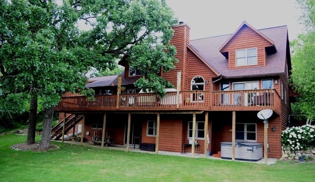 Your Private Retreat in Eagle WI!