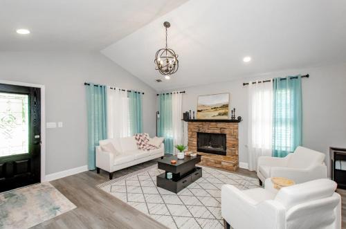 Your Quiet Escape in Locust Grove - Sleeps 6