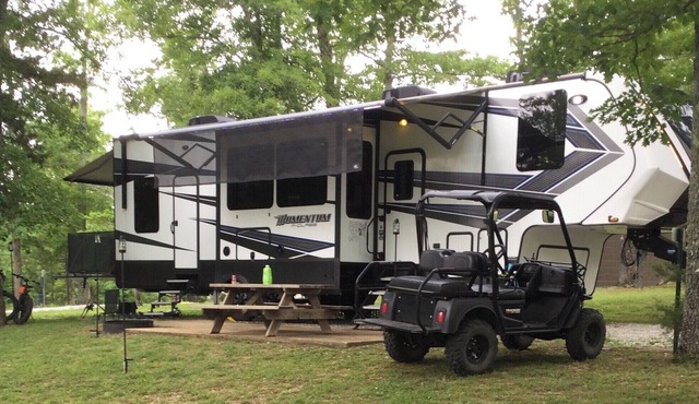 Your Relaxing Getaway Awaits! Pet-Friendly Cabins, Free Parking