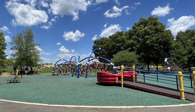 Your Relaxing Getaway Awaits! 3 Awesome units for your stay. Near Fort Worth Zoo