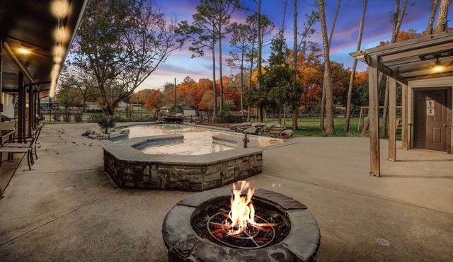 Your Rustic Retreat | Backyard Oasis, Pool, Patio