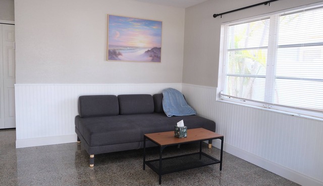 Your Seaside Oasis, 1x1 Condo at Madeira Beach