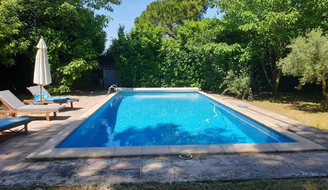 Your secret garden at Point du Gard