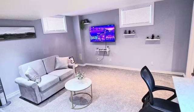 Your Serene Retreat in a Charming Neighborhood!