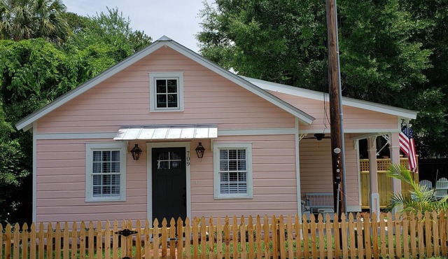 YOUR SOCIAL DISTANCING SANCTUARY IN HISTORIC BEAUFORT