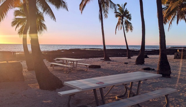 Your South Kona Hideaway Awaits!