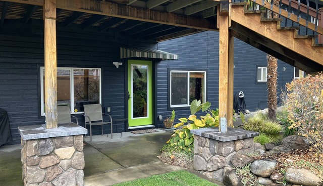 Your Southern Oregon Getaway