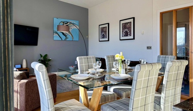 Your Space Apartments - The Hamilton's