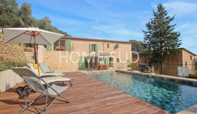 Your splendid stone farmhouse in the countryside, completely renovated