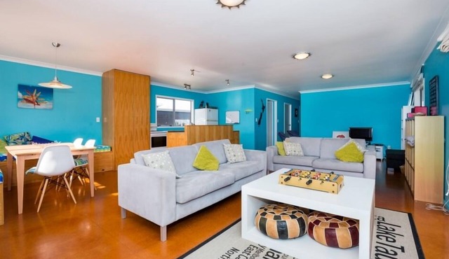 “Your Stress-Free Beach Break in Matarangi”