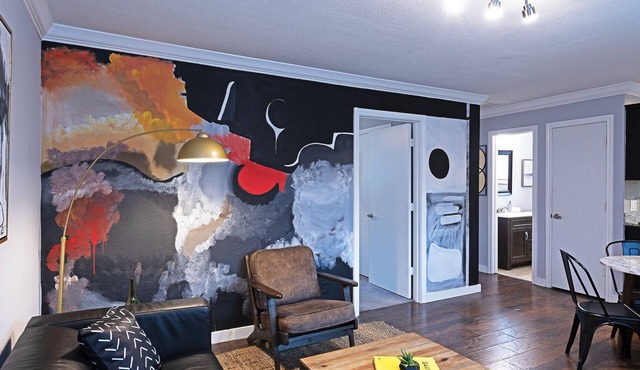 Your TMC Flats! Sleeps 16, 8BR, 4BA, 4PA