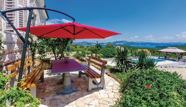 Your vacation can be enjoyed to the fullest in this gorgeous vacation home with pool.