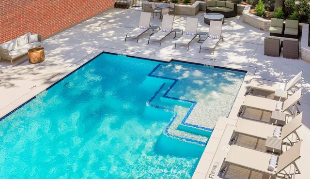 Your Weekend Escape: Poolside Coffee & Fitness Center l Near CityLine Lifestyle