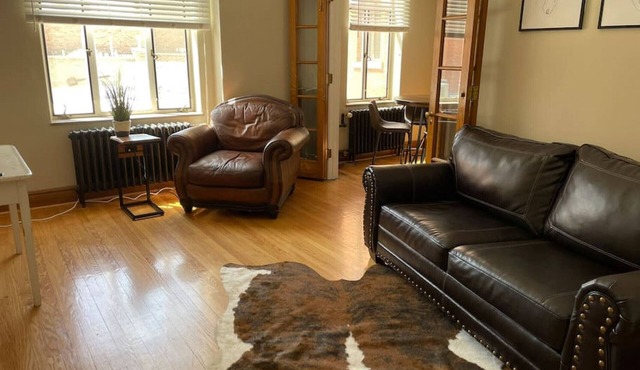 Your western resting place right in the center of Cheyenne