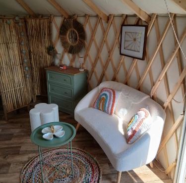 Yourte- Bambou - Climatisée- Les Belles Ouvrières